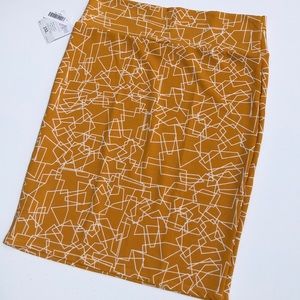 NWT LuLaRoe Cassie Pencil Skirt.